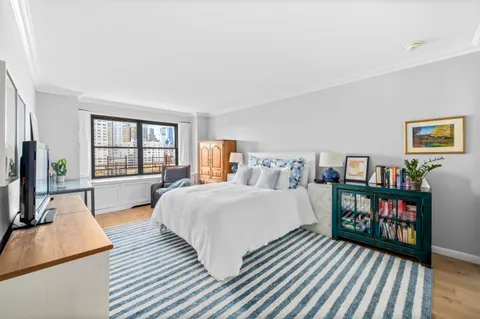 $1,925,000 | 505 East 79th Street, Unit 15K | Upper East Side