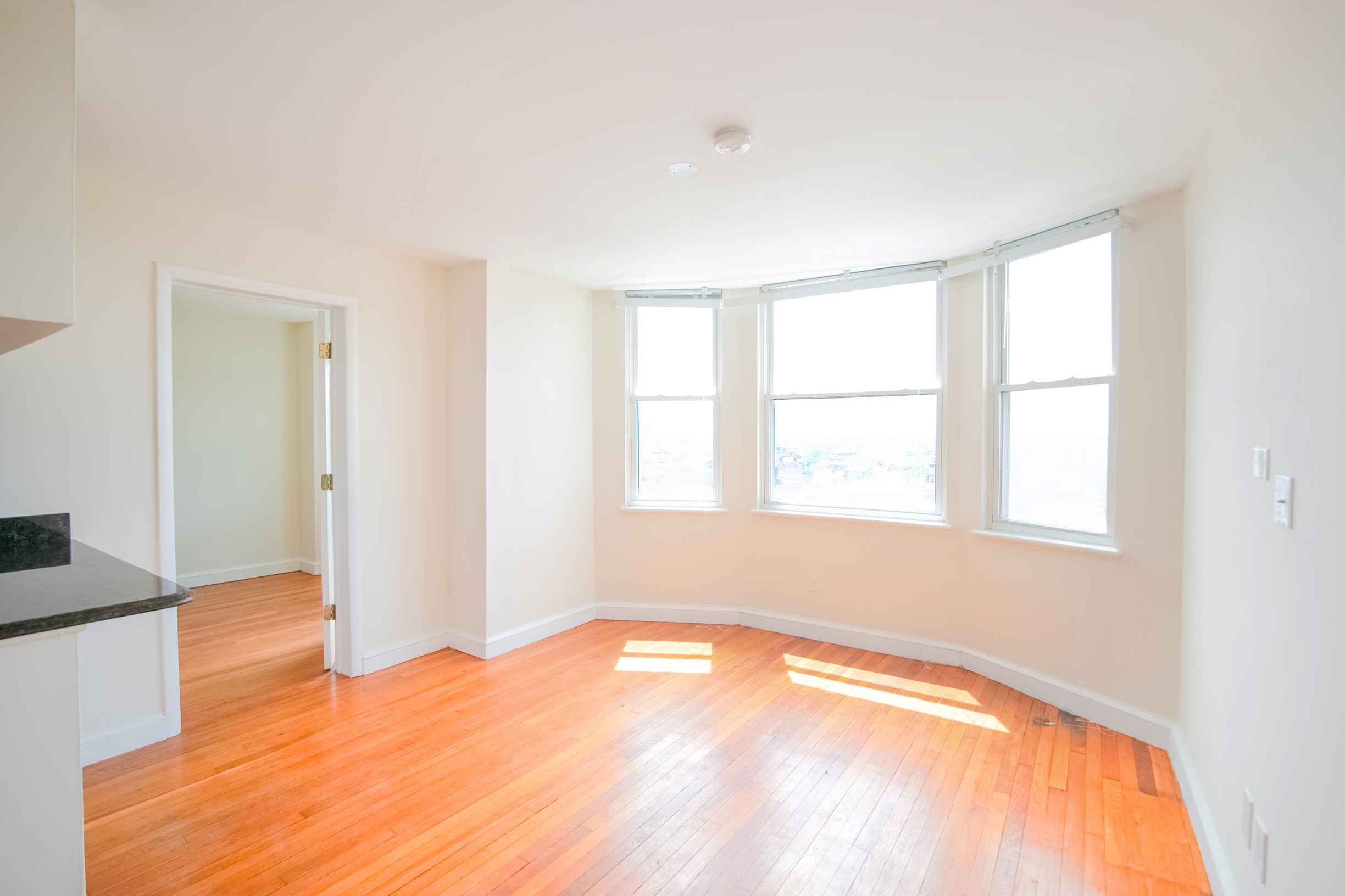 2135 Walnut Street, Unit 1003 Philadelphia, PA 19103 - Photo 3 of 15