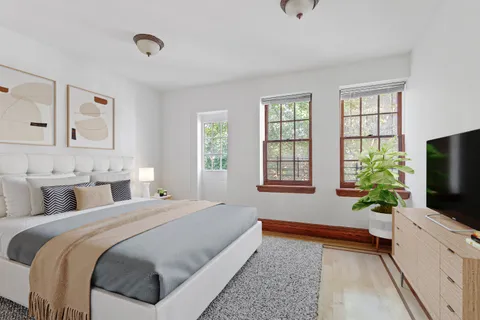 $3,999,000 | 245 East 52nd Street | Midtown East