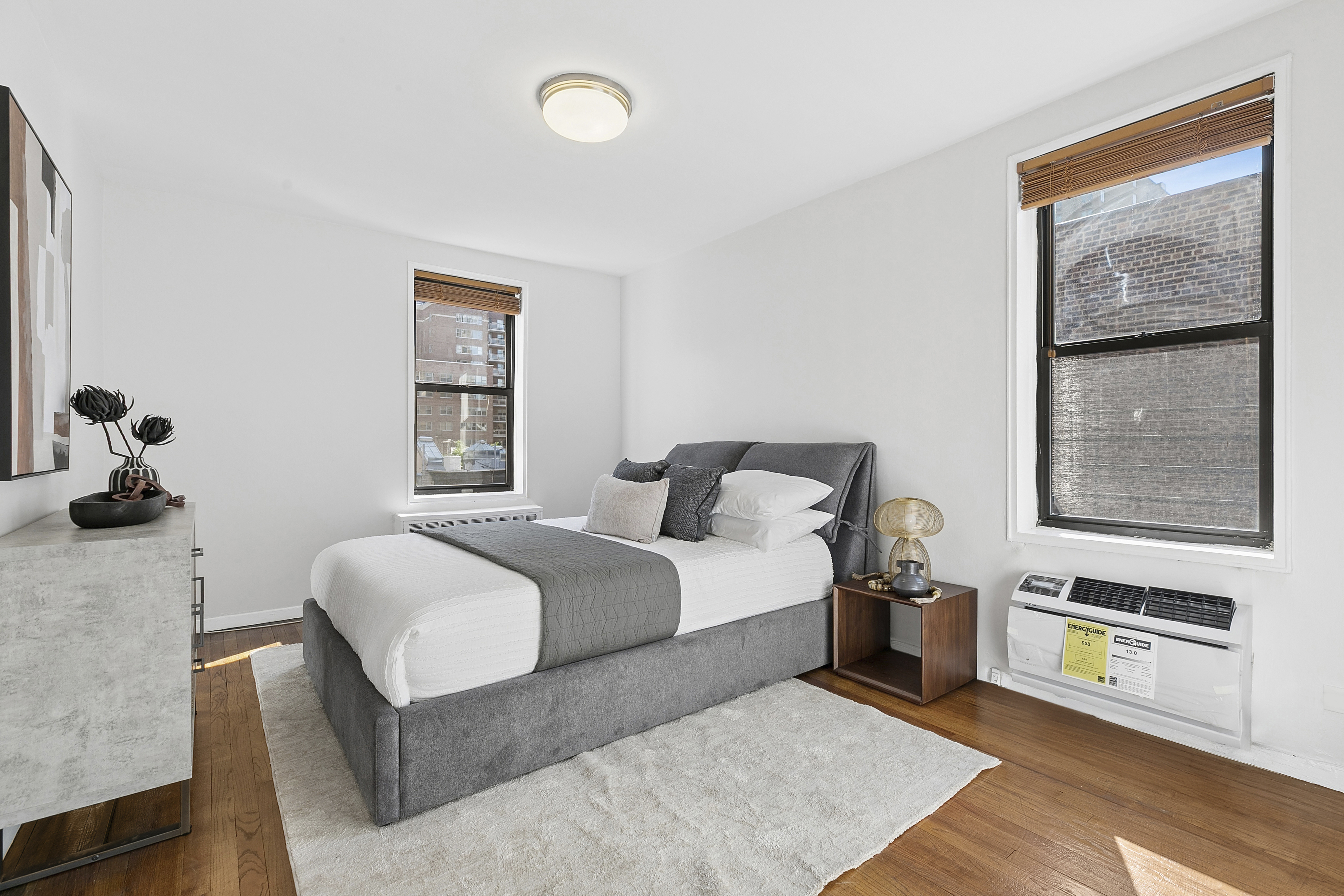 330 East 70th Street, Unit 6E Manhattan, NY 10021 - Photo 4 of 9