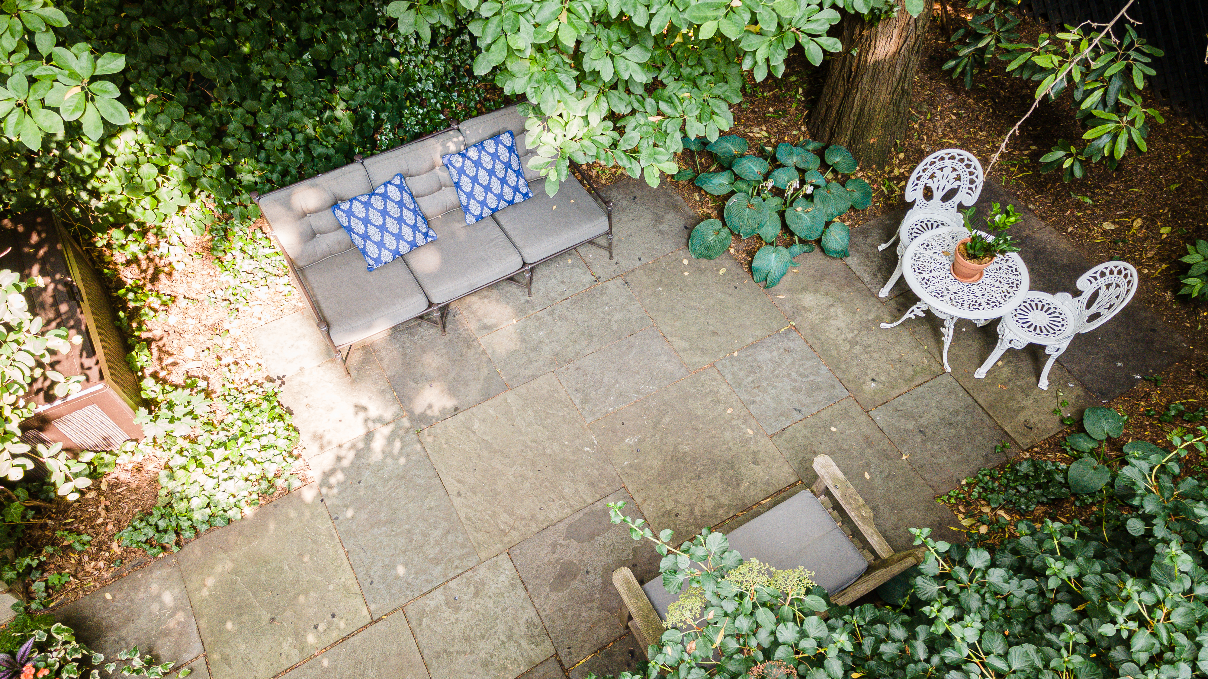 72 Perry Street, Unit GARDEN Manhattan, NY 10014 - Photo 11 of 15