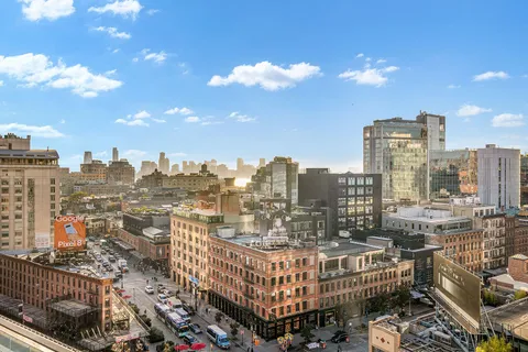 $3,995,000 | 66 9th Avenue, Unit 4W | Chelsea