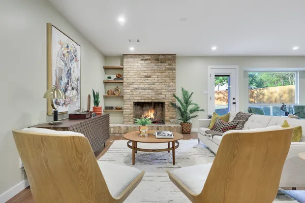 $1,499,900 | 2504 Deerfoot Trail, Austin, TX 78704