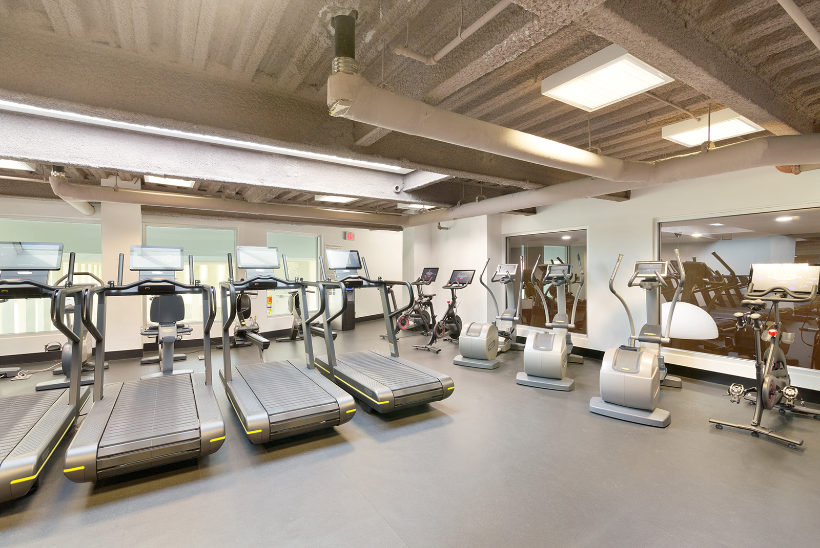 150 Myrtle Avenue, Unit 806 Brooklyn, NY 11201 - Photo 12 of 22 a view of a room with gym equipment