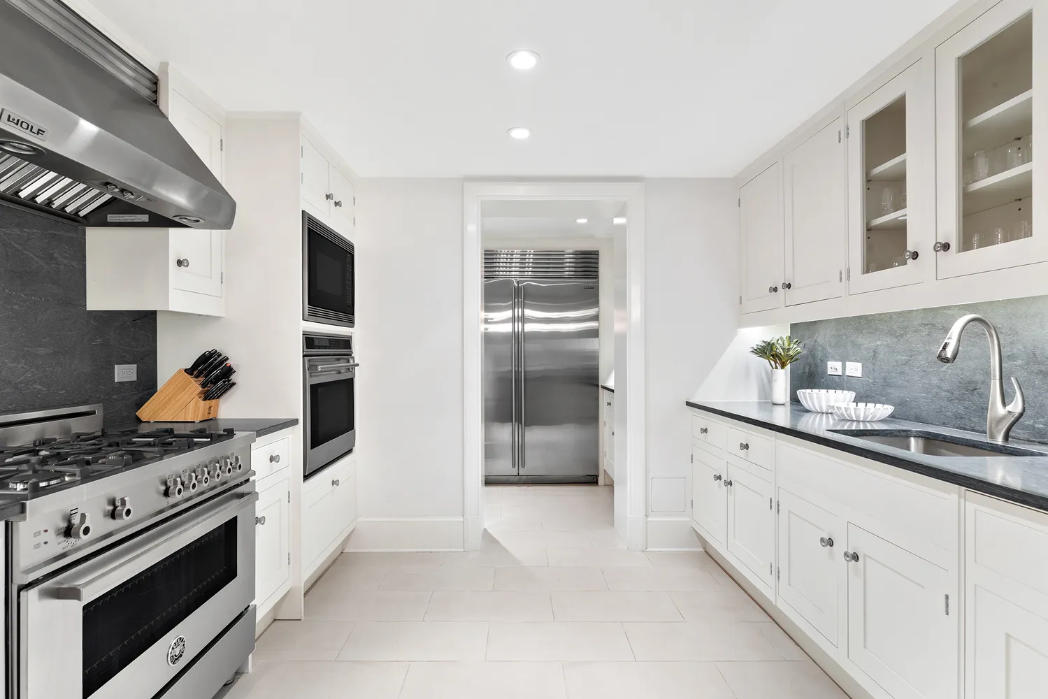 $30,000 | 530 Park Avenue, Unit 2F | Lenox Hill