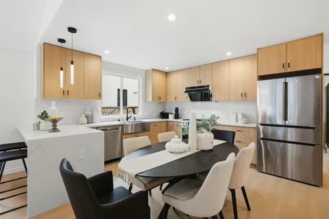 $2,500,000 | 219 Dwight Road, Burlingame, CA 94010