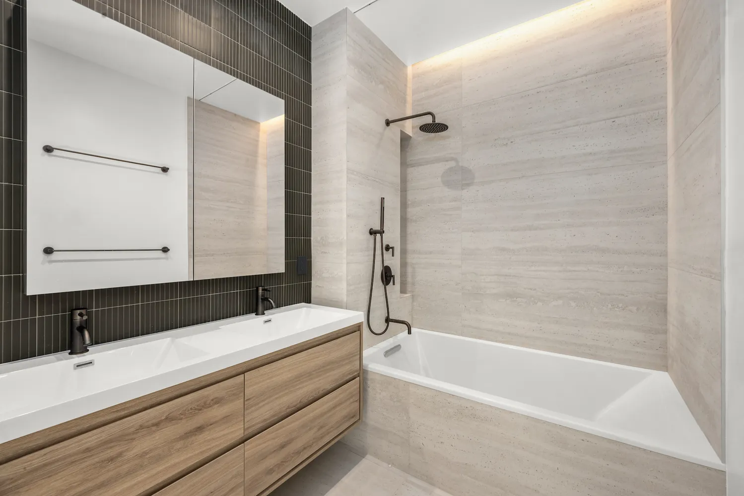 $14,500 | 1005 Lorimer Street, Unit 2 | Greenpoint