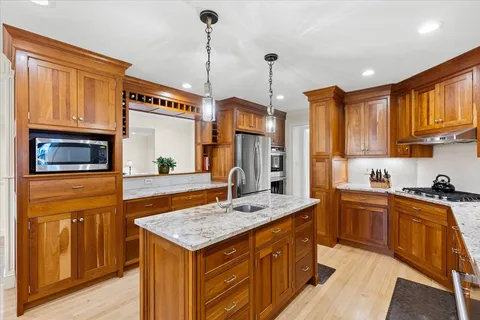 $1,495,000 | 20 Gay Street, Westwood, MA 02090