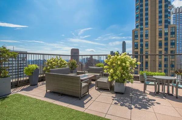 $4,895 | 445 5th Avenue, Unit 24F | Midtown South