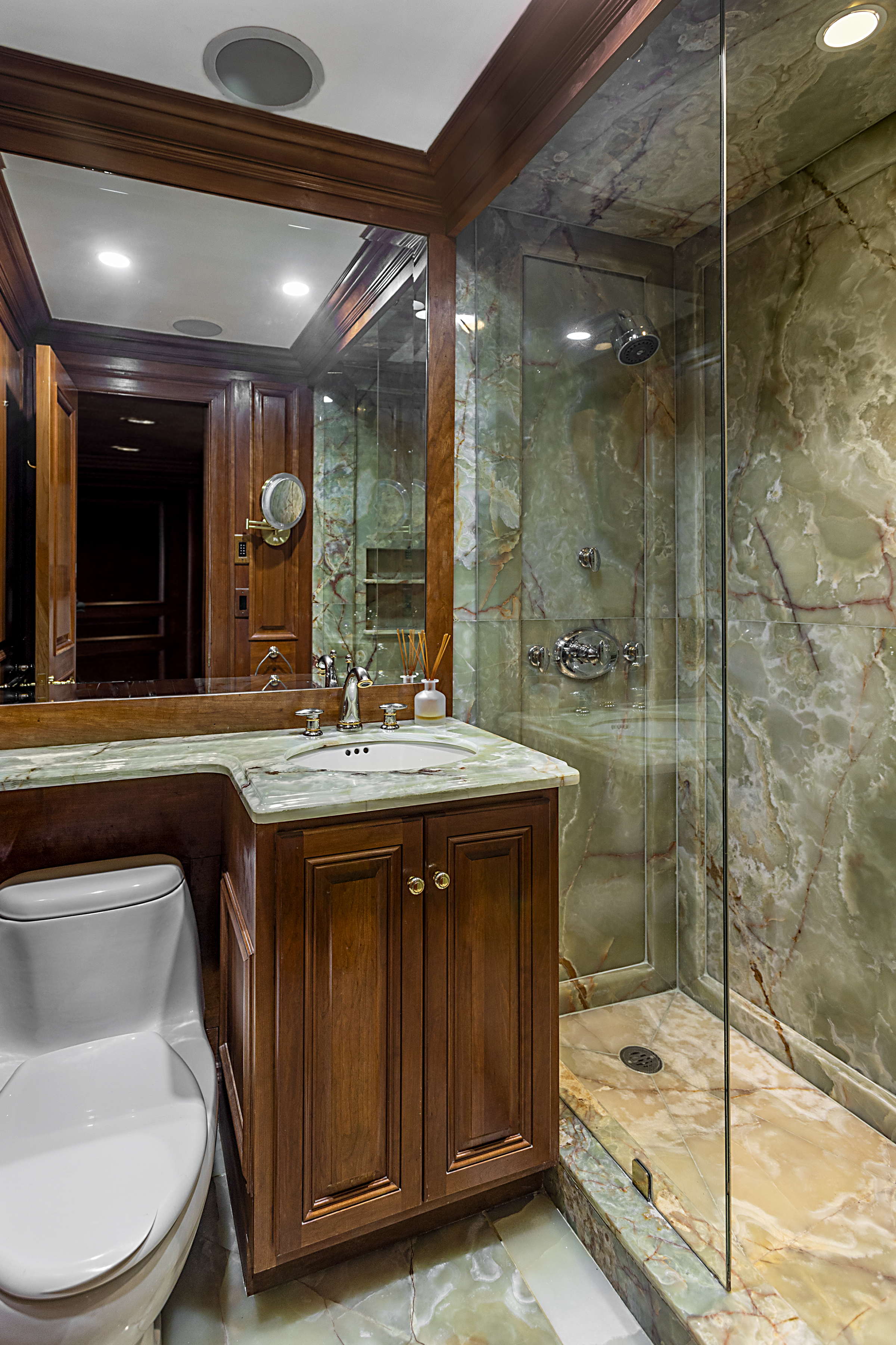 16 Sutton Place, Unit 9/10C Manhattan, NY 10022 - Photo 10 of 25