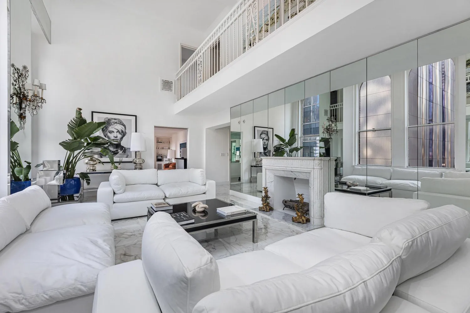 $25,000 | 111 East 56th Street, Unit 2100 | Midtown East