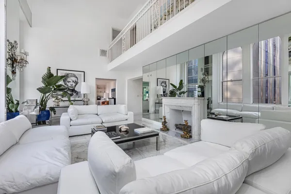 $25,000 | 111 East 56th Street, Unit 2100 | Midtown East