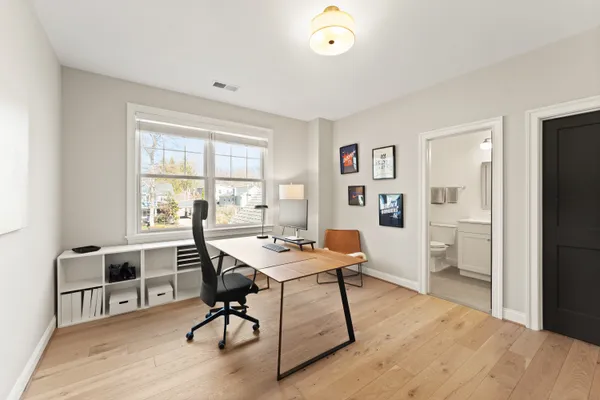 $2,550,000 | 8621 McHenry Street, Vienna, VA 22180