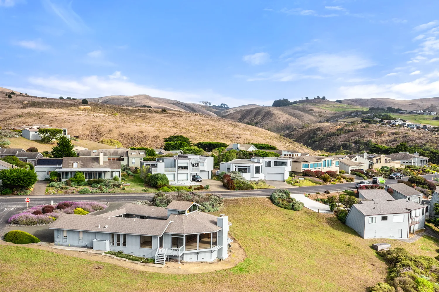 $2,000,000 | 190 Starboard Court, Bodega Bay, CA 94923