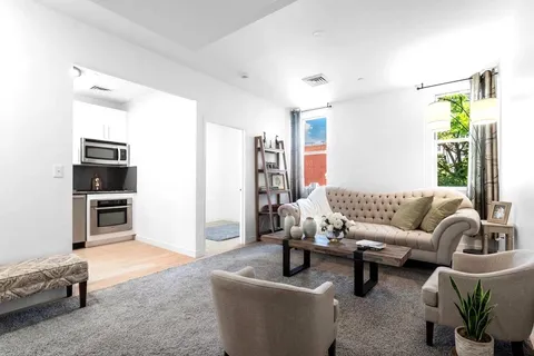 $685,000 | 479 West 152nd Street, Unit 4C | Hamilton Heights