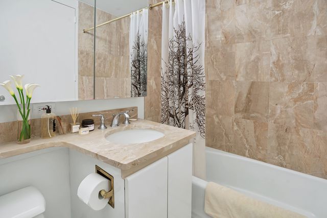 $3,175,000 | 170 East 87th Street, Unit EPH1A | Upper East Side