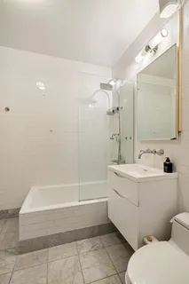 $1,295,000 | 318 2nd Avenue, Unit 4 | Gramercy