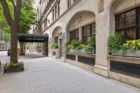 $3,925,000 | 1 West 67th Street, Unit 303/304/305/306 | Upper West Side
