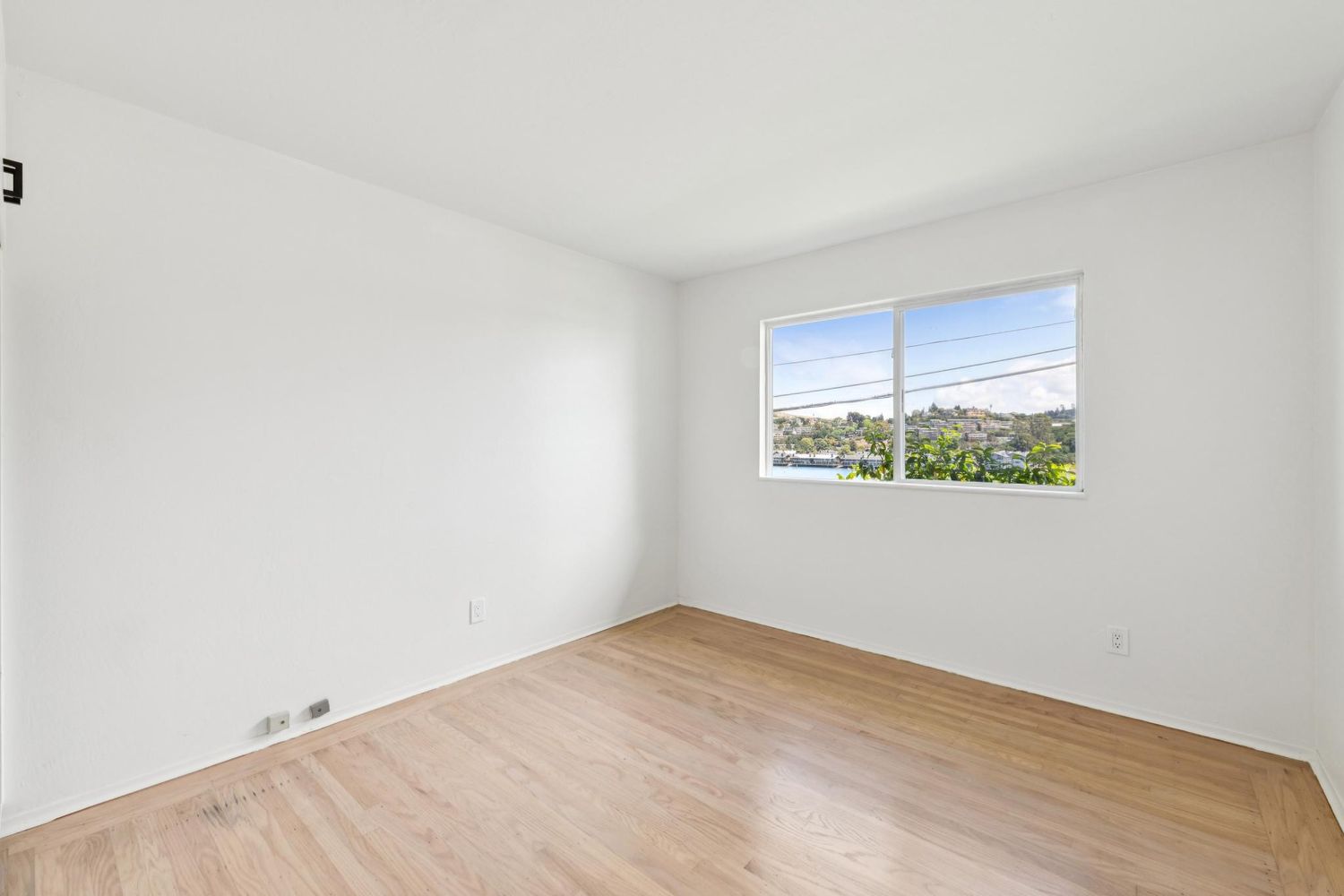 $1,399,000 | 264 East Strawberry Drive, Mill Valley, CA 94941