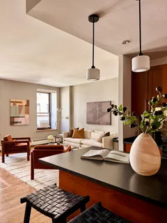 $949,000 | 305 West 98th Street, Unit 4AN | Upper West Side
