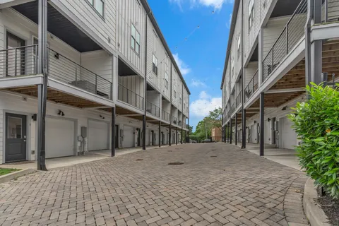 $949,900 | 2001 Convent Place, Unit 7, Nashville, TN 37212