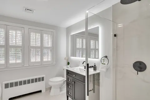 Contact Agent | 544 Pearl Street, Reading, MA 01867