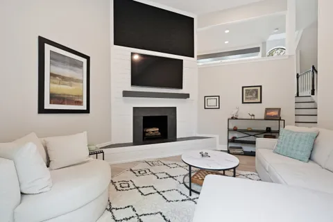 $329,900 | 6 Heron Drive, Denver, PA 17517