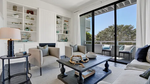 $1,742,900 | 2 Land Fall Court, Newport Beach, CA 92663