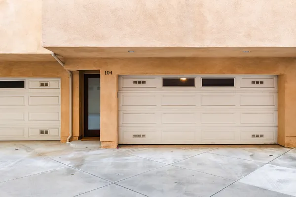$1,249,000 | 3965 Moore Street, Unit 104, Los Angeles, CA 90066