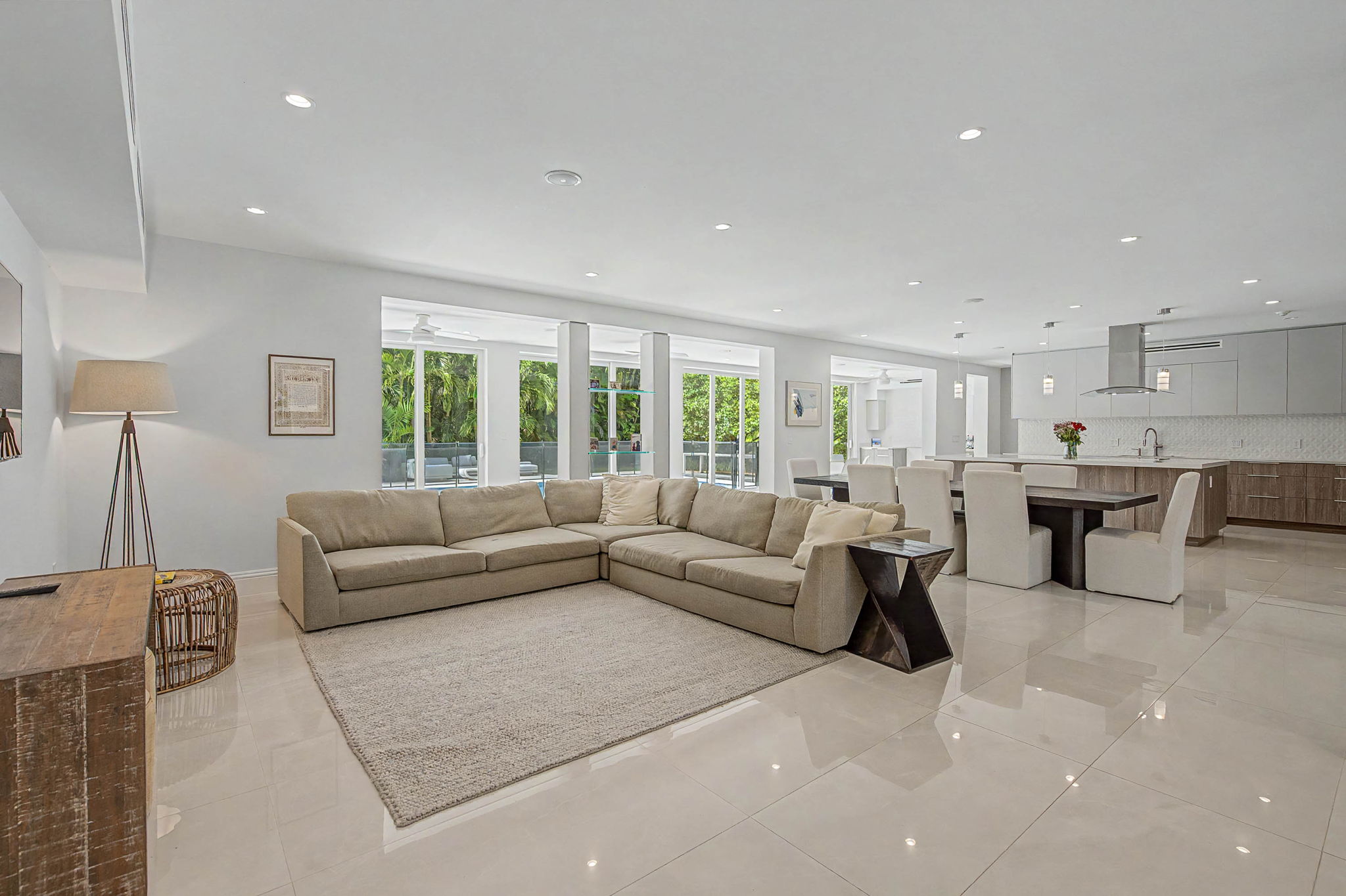 5790 Southwest 96th Street Pinecrest, FL 33156 - Photo 7 of 38