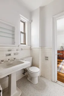 $3,495,000 | 20 West 77th Street, Unit 15A | Upper West Side