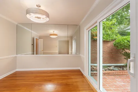 $830,000 | 3726 12th Street South, Arlington, VA 22204