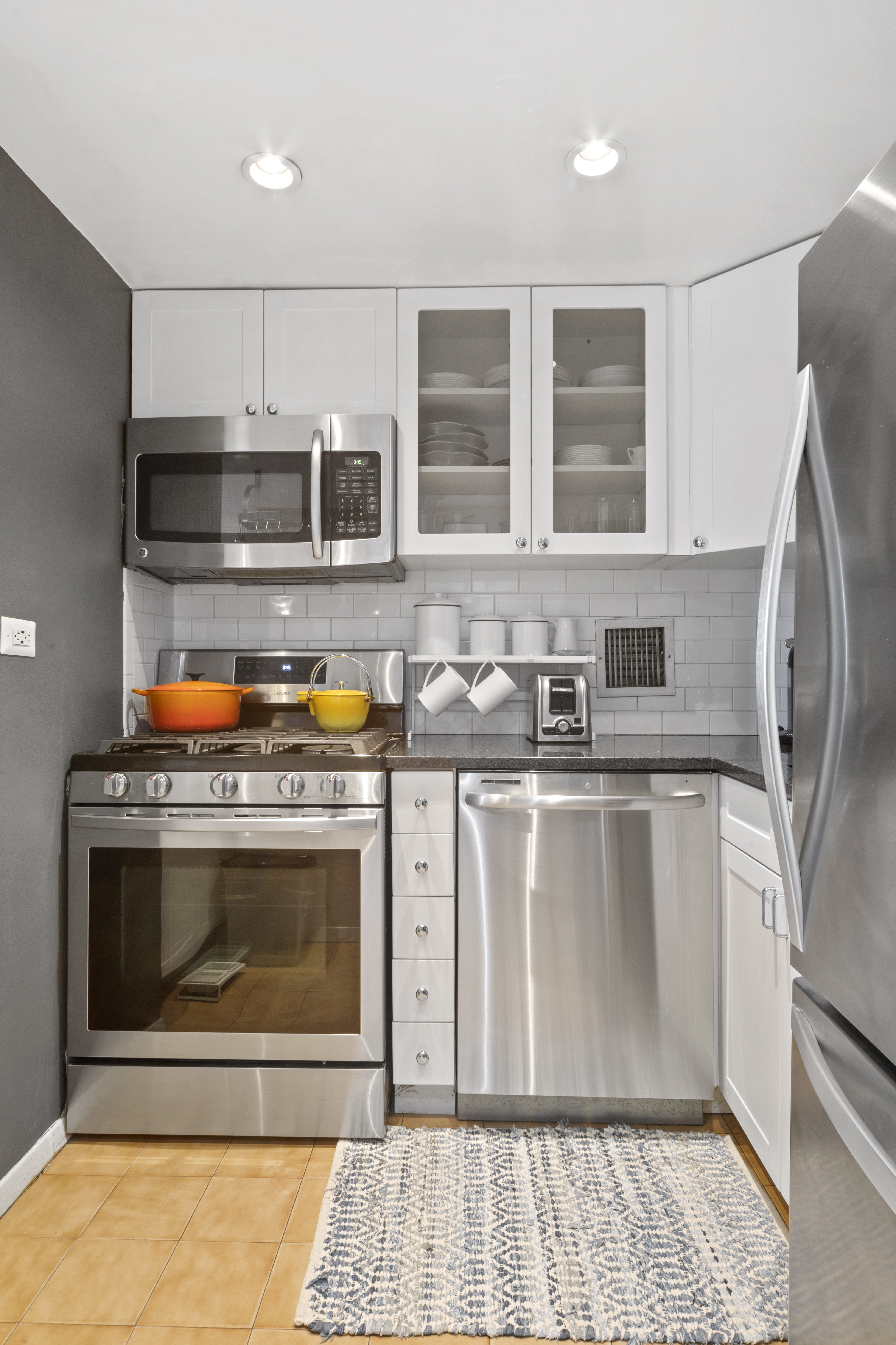 55 Poplar Street, Unit 4K Brooklyn, NY 11201 - Photo 6 of 17 Gallery Image 6