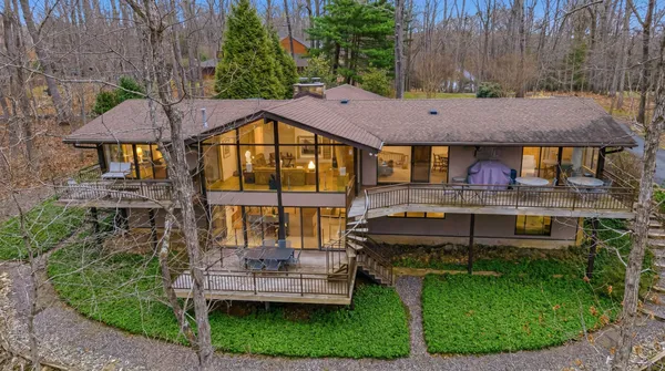 Contact Agent | Hunter Station Road, Vienna, VA 22181