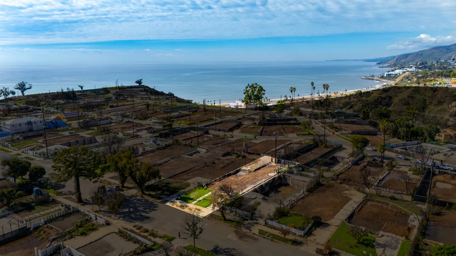 $3,195,000 | 527 Vía De La Paz, Pacific Palisades, CA 90272