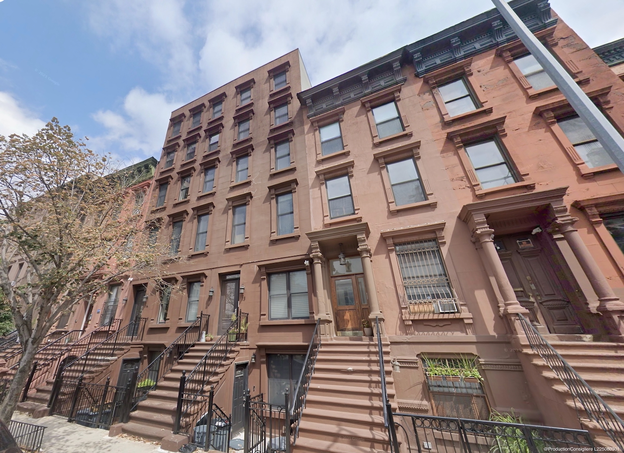 139-141 West 126th Street, Unit 4B Manhattan, NY 10027 - Photo 13 of 13 front view of a building