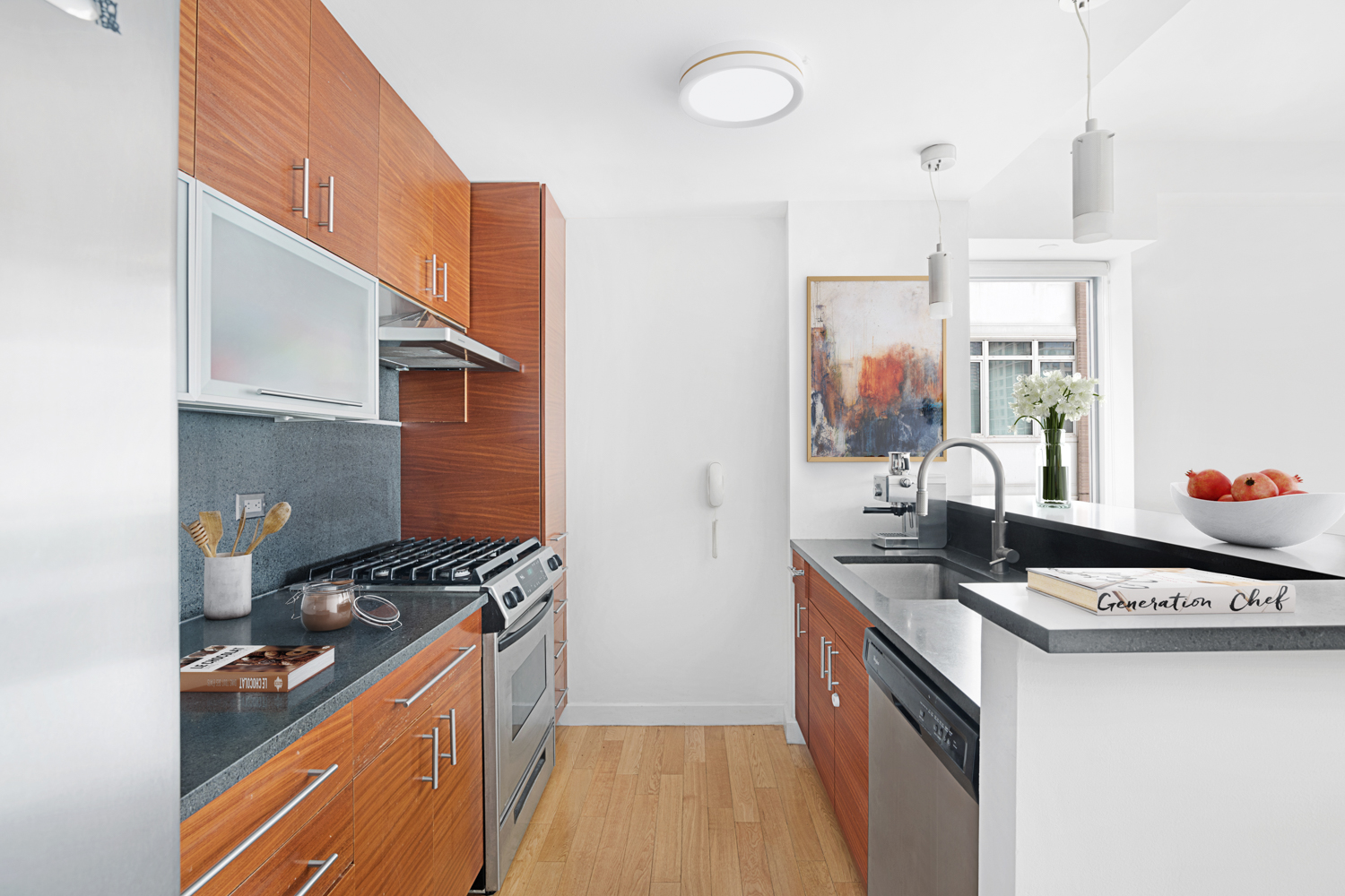 225 West 60th Street, Unit 11C Manhattan, NY 10023 - Photo 4 of 5