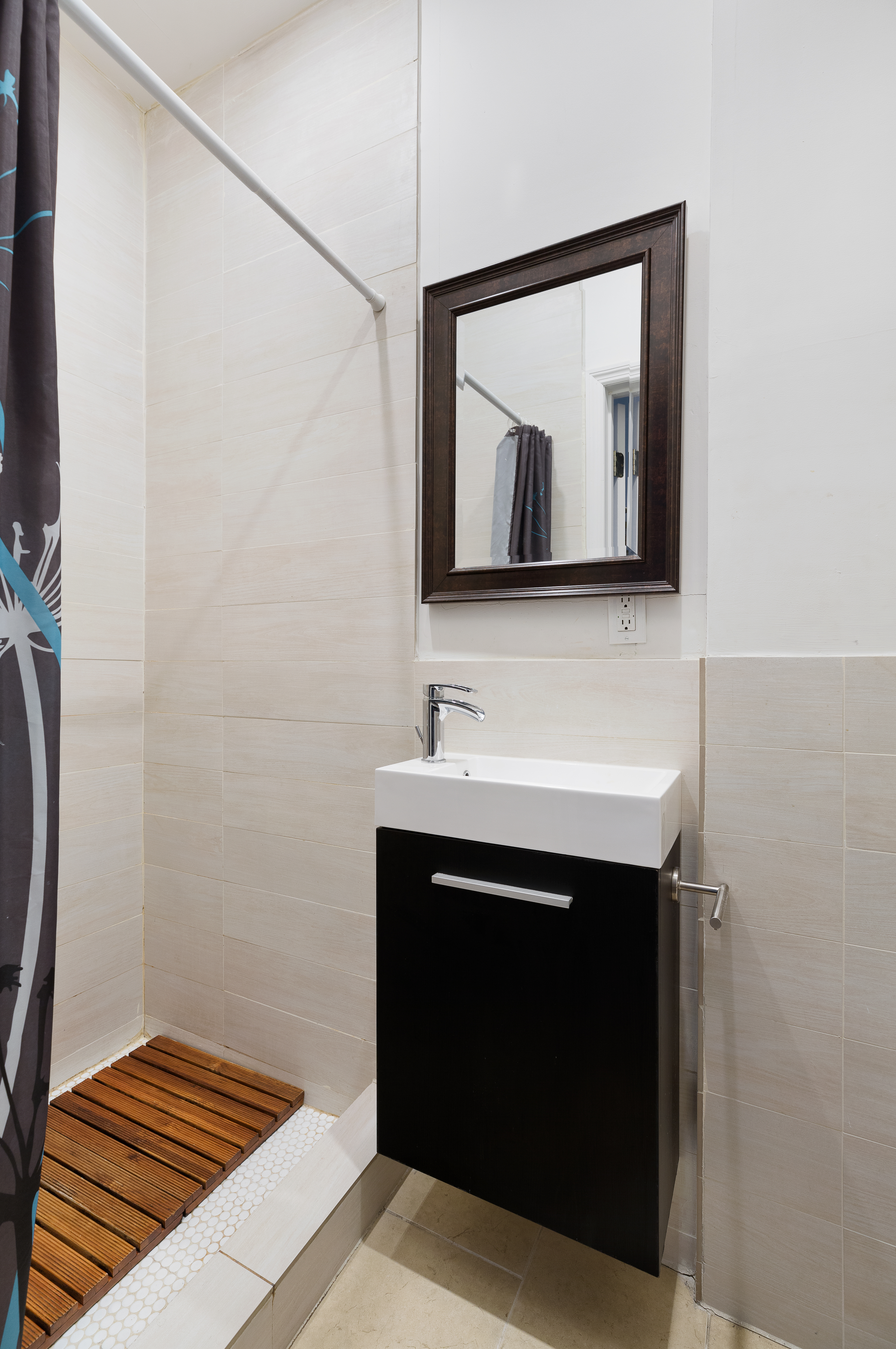 204 East 7th Street, Unit 12 Manhattan, NY 10009 - Photo 3 of 7