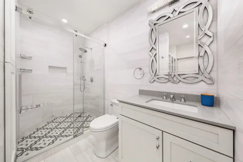 $1,895,000 | 315 East 65th Street, Unit PHF | Lenox Hill