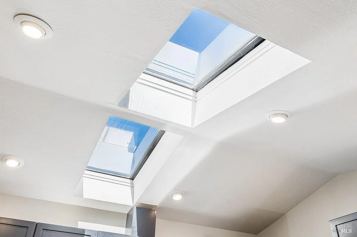 15 Underhill Road Mill Valley, CA 94941 - Photo 11 of 41