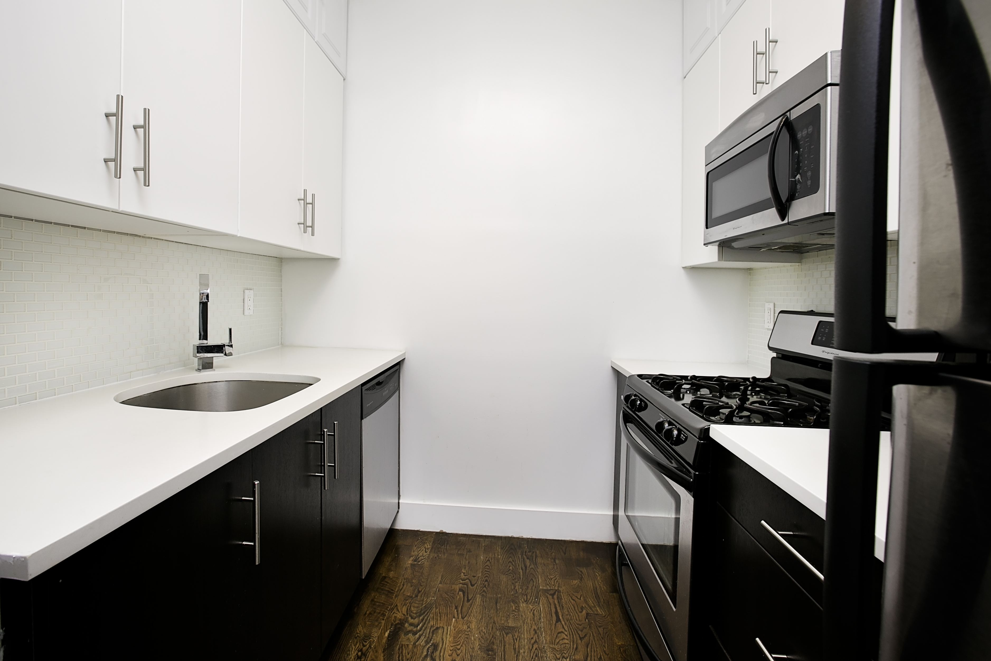 59 Hawthorne Street, Unit 3B Brooklyn, NY 11225 - Photo 3 of 7