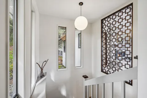 Contact Agent | 17140 Keaton Avenue, Sonoma, CA 95476