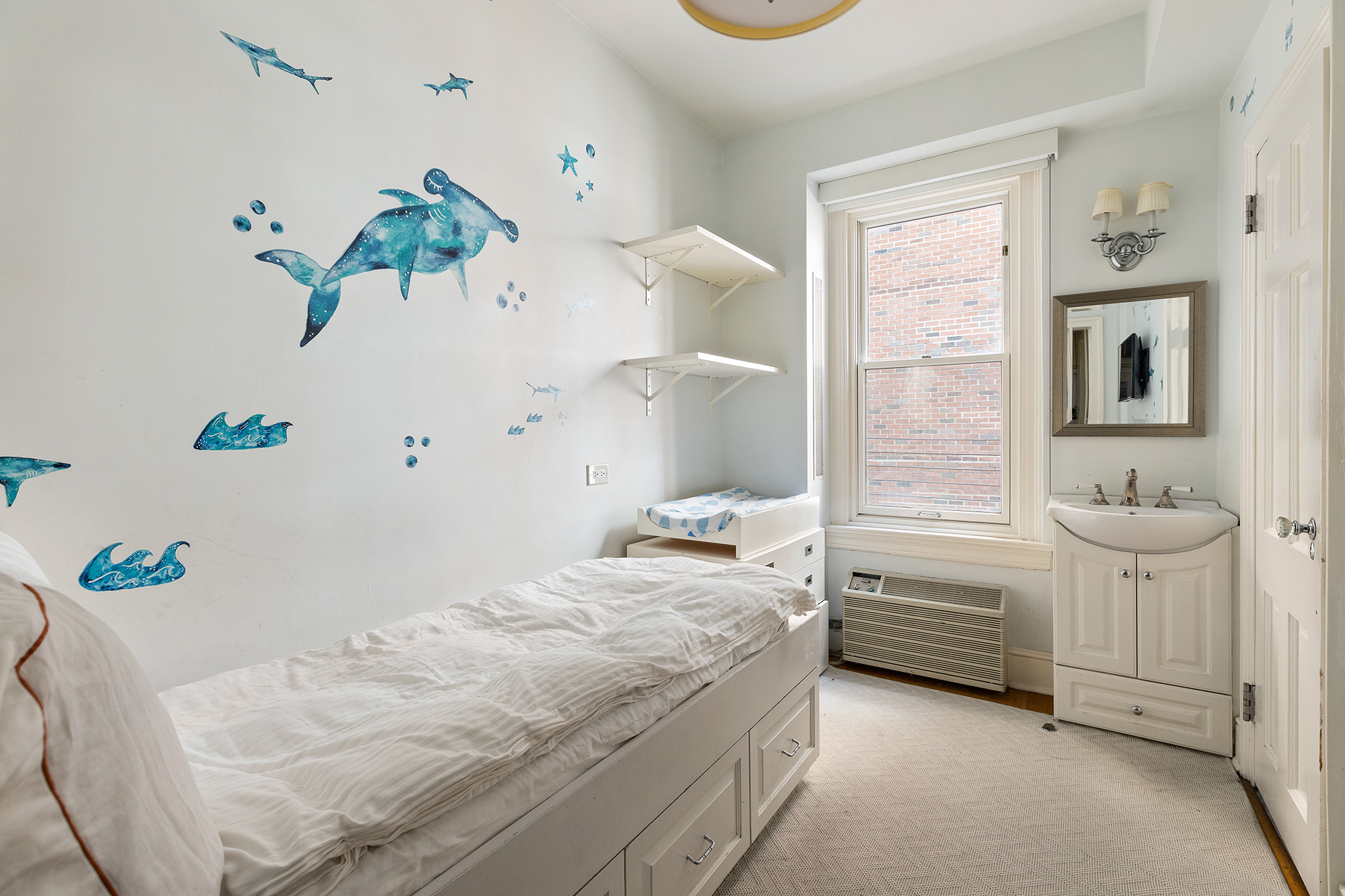 168 East 74th Street, Unit 6A Manhattan, NY 10021 - Photo 11 of 13