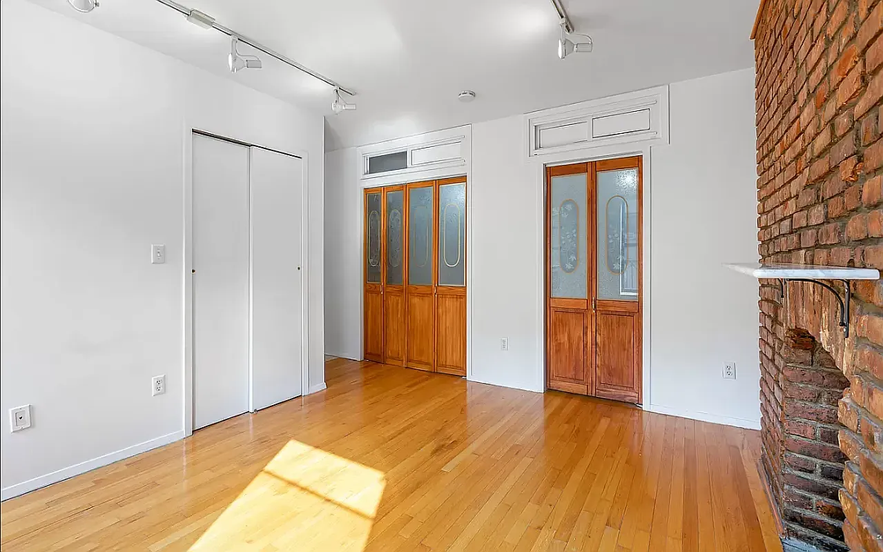 317 1st Avenue, Unit 4R Manhattan, NY 10003 - Photo 5 of 15