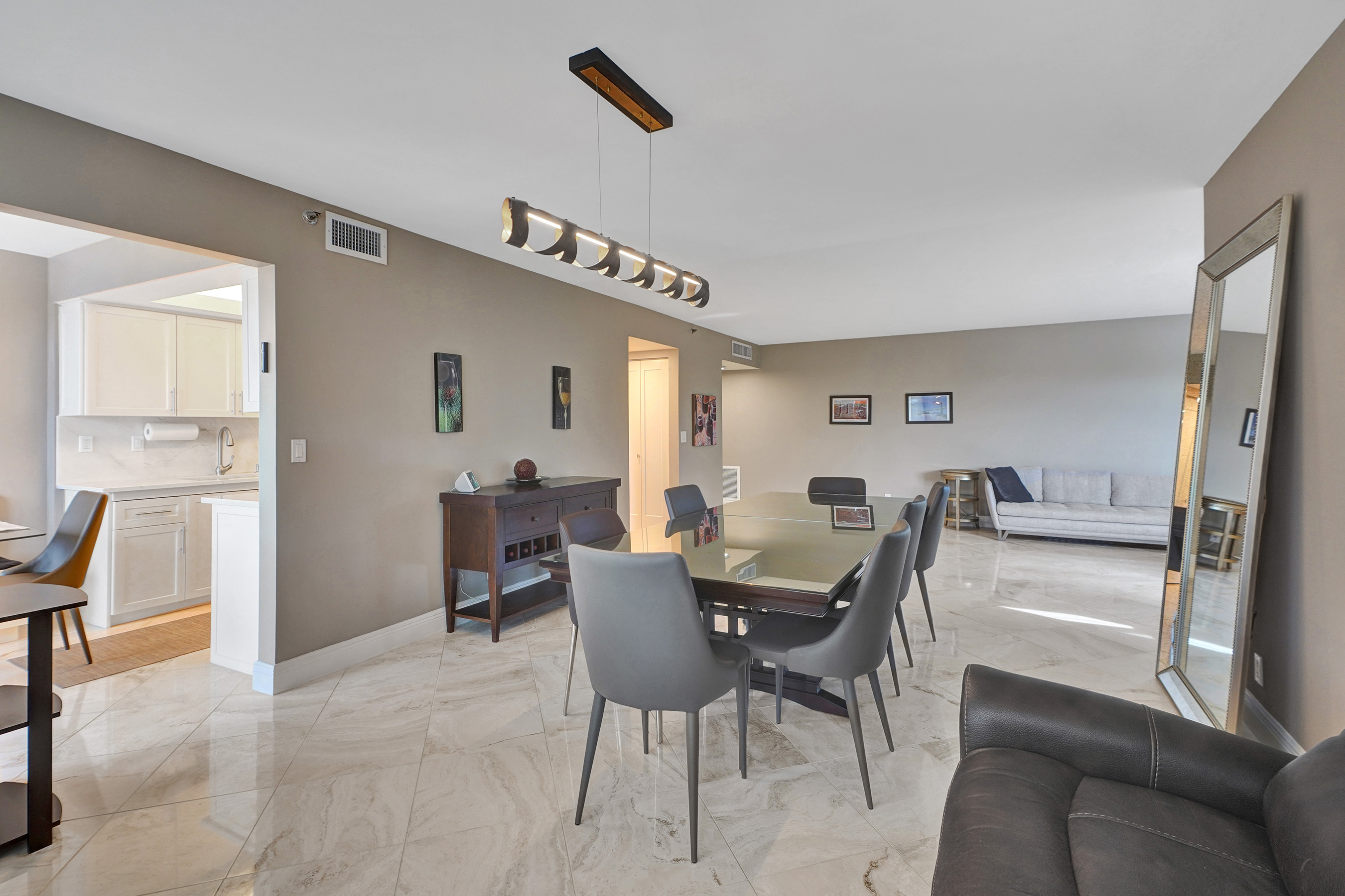 2001 North Ocean Boulevard, Unit 305 Boca Raton, FL 33431 - Photo 13 of 42