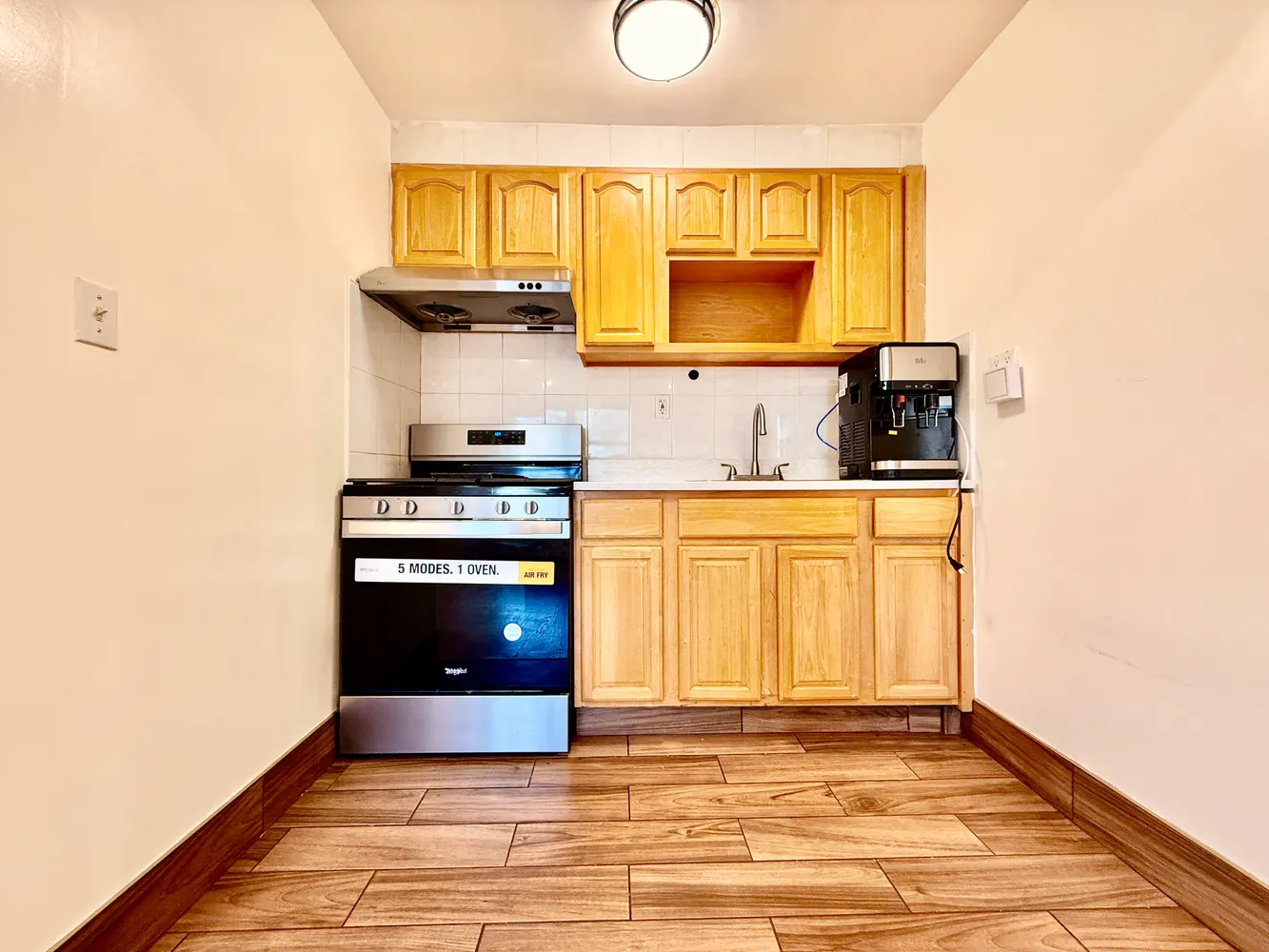 $3,700 | 1699 11th Avenue, Unit 2 | Windsor Terrace