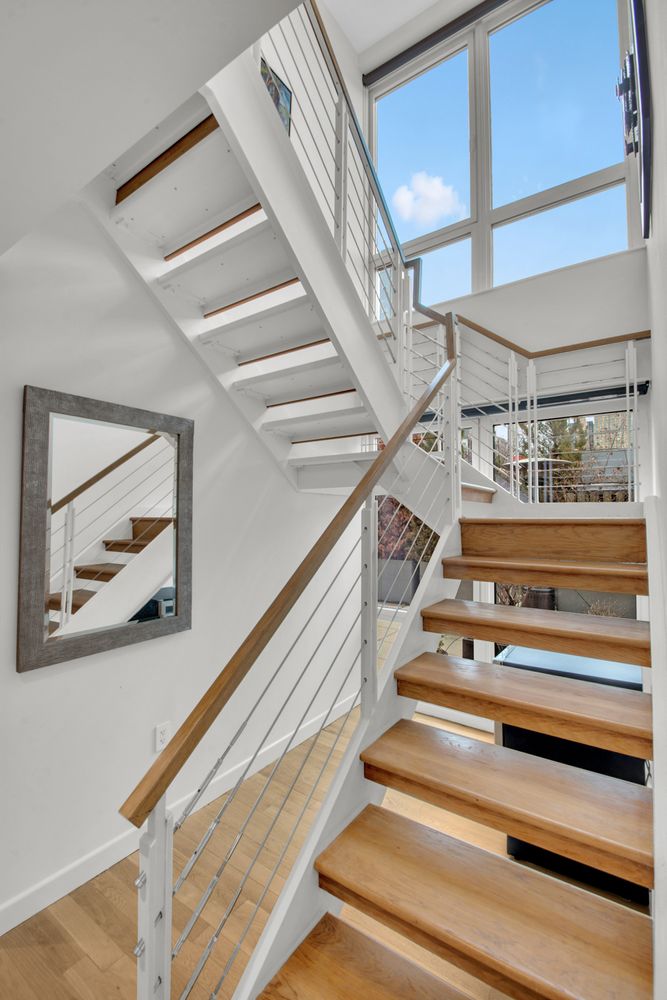 454 West 54th Street, Unit PHC Manhattan, NY 10019 - Photo 9 of 27 a view of entryway