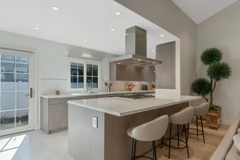 $1,895,000 | 4518 Varna Avenue, Sherman Oaks, CA 91423