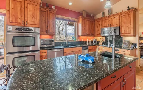 $1,150,000 | 355 River Ranch Road, Markleeville, CA 96120