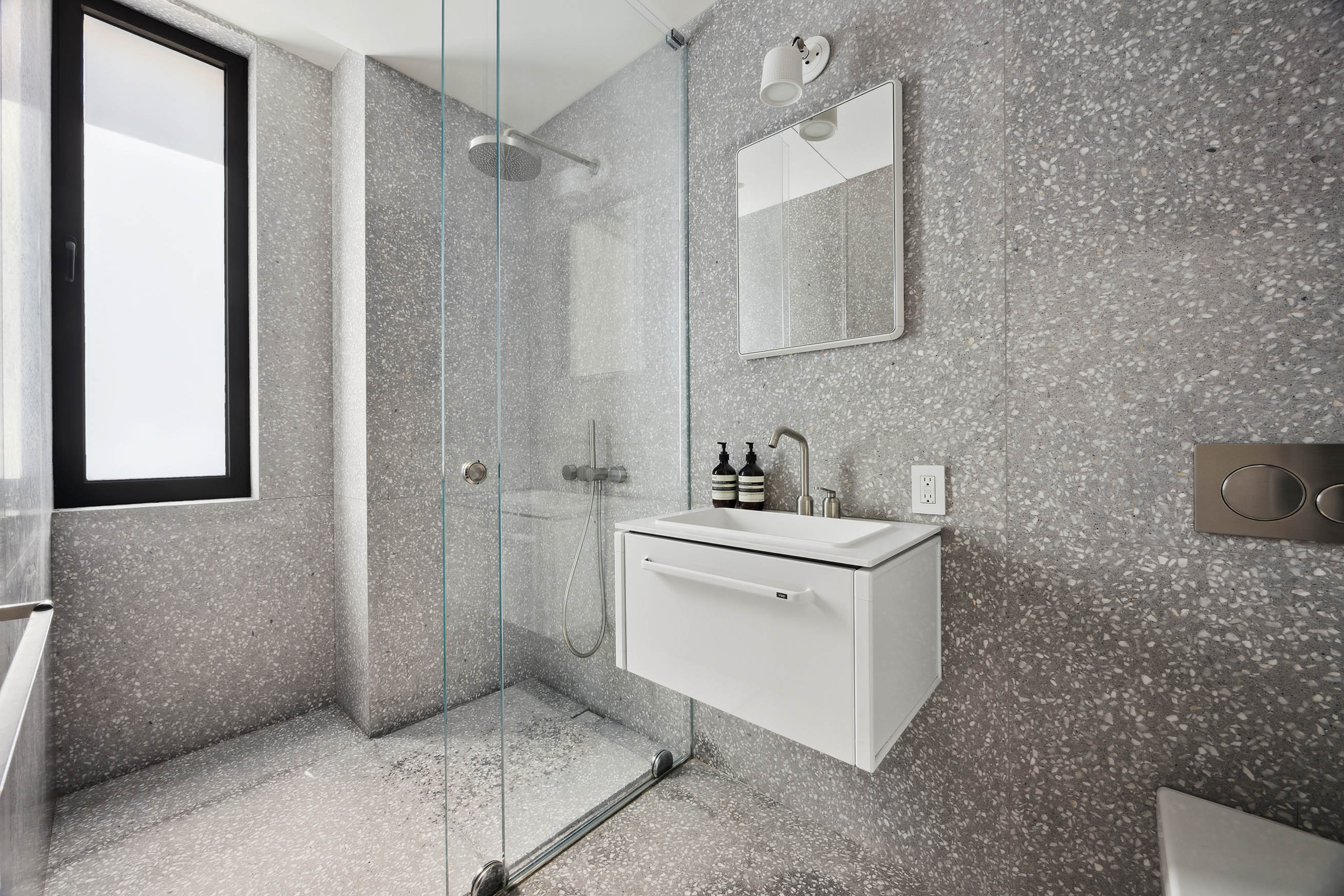 455 West 19th Street, Unit 4S Manhattan, NY 10011 - Photo 6 of 10